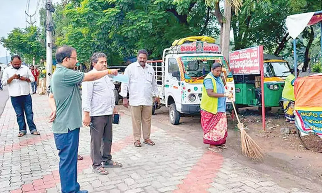 VMC orders regular cleaning of compactor bins in Vijayawada