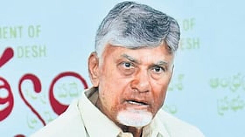 Naidu to launch Rs 179-crore aid scheme for handloom families