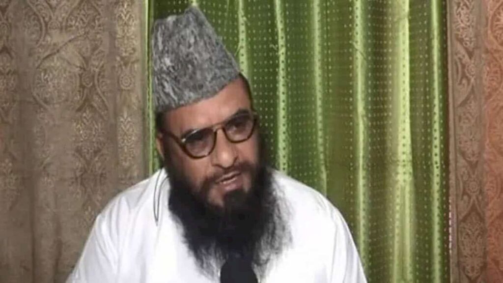 Maulana Rashidi condemns violent Kanwariyas, claims 70-75% use intoxicants