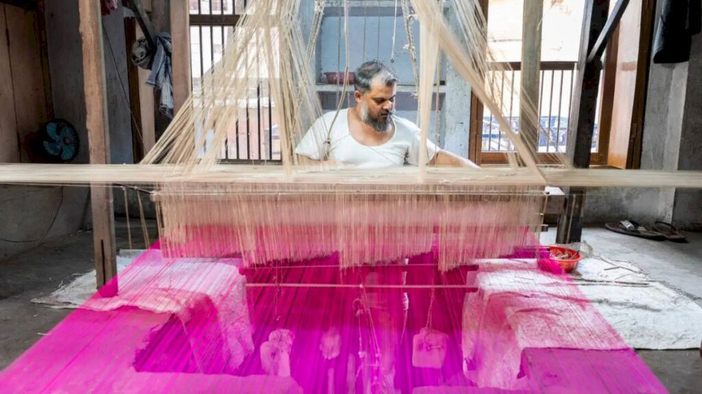 Modi Promises Continued Support for India’s Handloom Sector