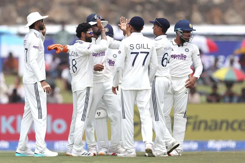 India take 178-run lead over Sri Lanka despite Dinusha's maiden ton