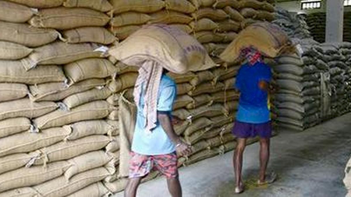 Bangladesh returns 11,500 tonnes of Indian rice over quality dispute