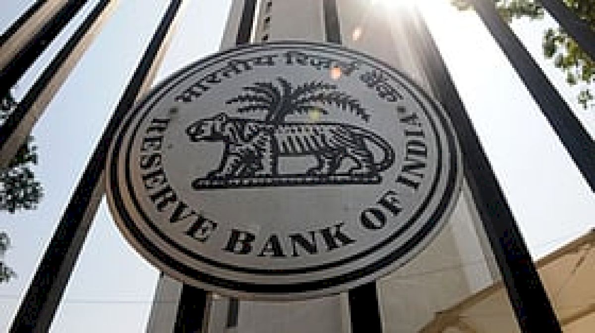 RBI keeps key policy rates unchanged, lowers its inflation projection