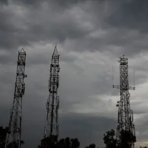 India's telecom sector pauses hiring as AI and automation take over
