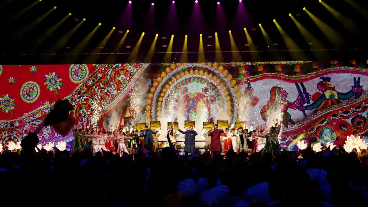 Glasgow hands over Commonwealth Games baton to Ahmedabad for 2030