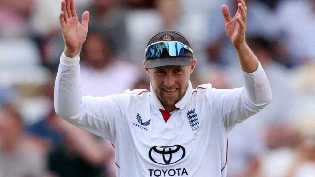 England recall Lawrence, Pope and Cook for Pakistan Tests