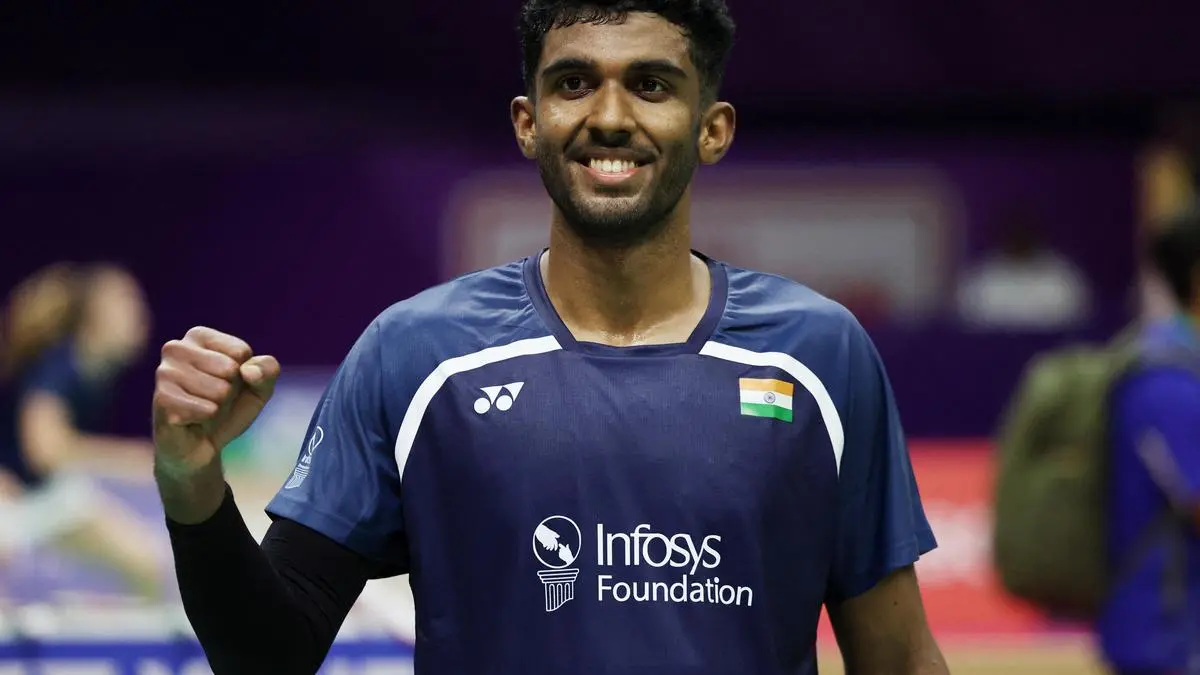 Ayush Shetty stuns world No. 1 Shi Yuqi at Worlds opener