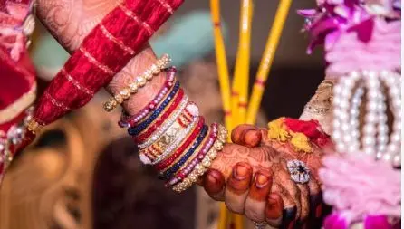 102 couples wed at Tiruporur temple on auspicious Tamil day