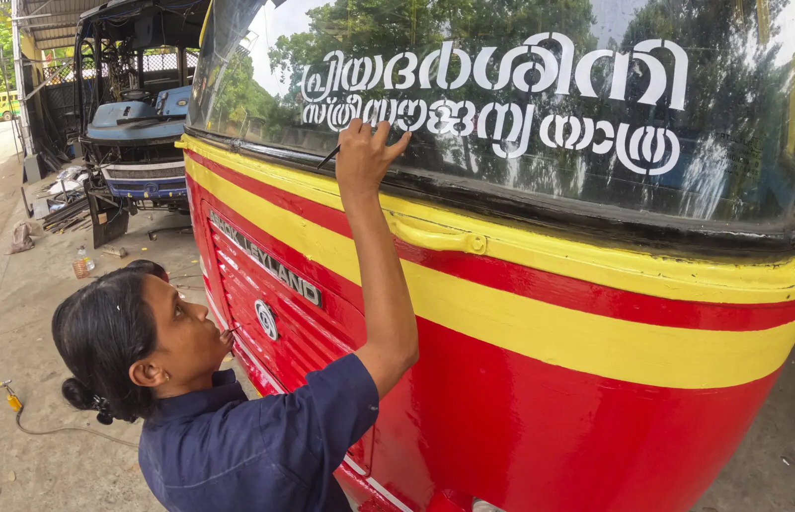 KSRTC buses stoned at two locations in Thiruvananthapuram
