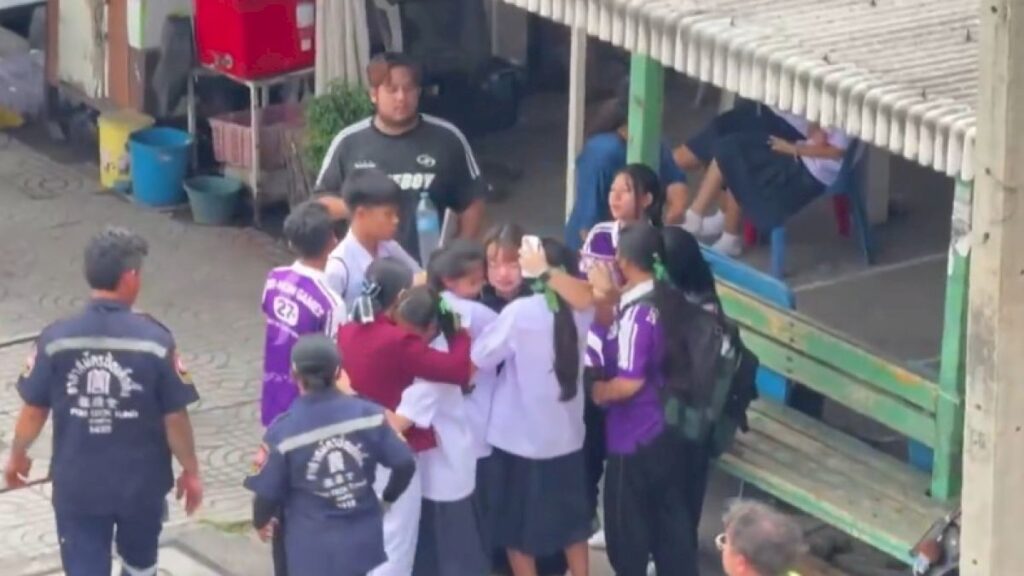 7 killed including shooter in Thailand school shooting
