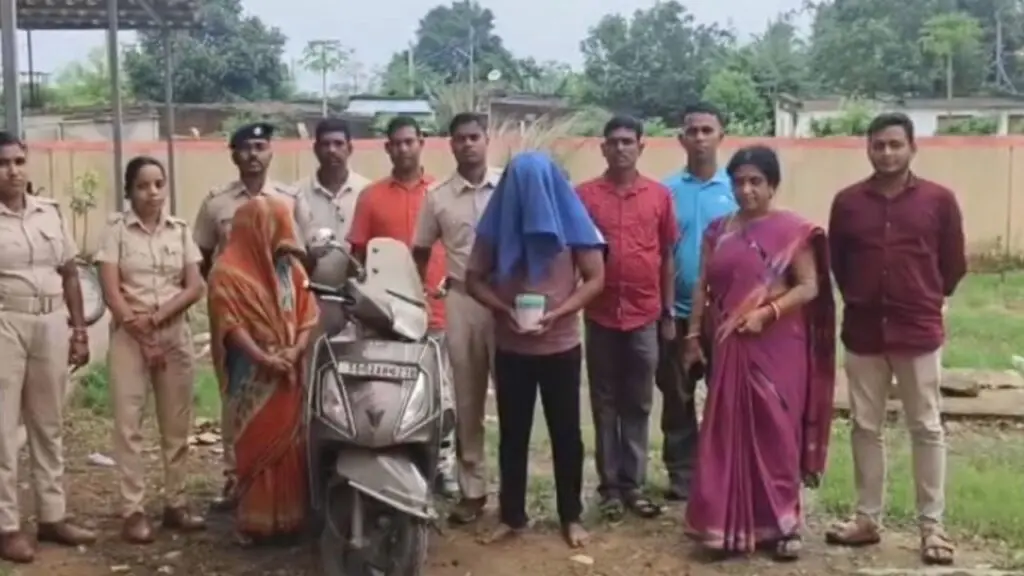 Odisha Excise Department Arrests Mother and Son in Brown Sugar Case