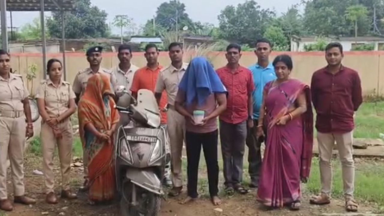 Odisha police arrest mother and son with brown sugar worth Rs 46 lakh