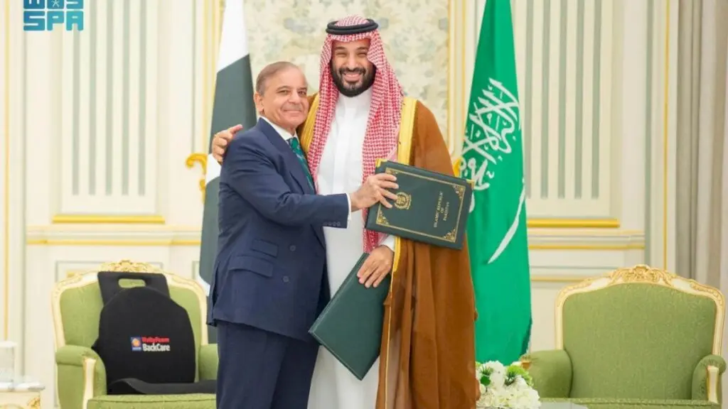 Saudi Arabia, Turkey, Pakistan sign mutual defence pact