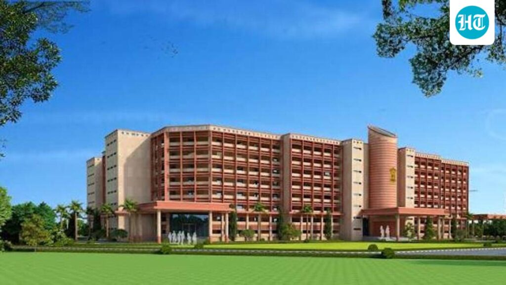 UP govt plans framework to outsource cleanliness work in district court complexes across state