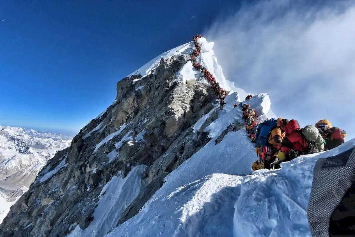 Nepal plans tougher Everest climb rules, Indian mountaineers split