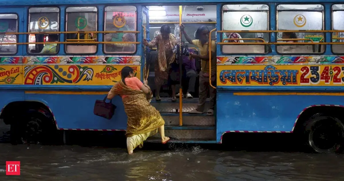 West Bengal plans ring road and flyover to ease Kolkata traffic