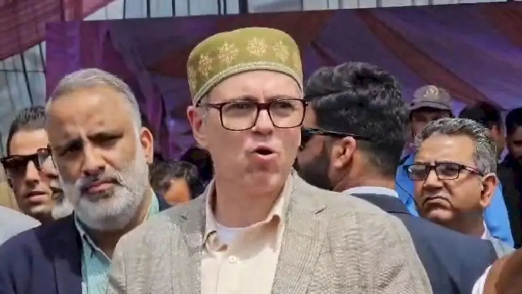 Omar tells Pakistan to stop meddling in J&K affairs