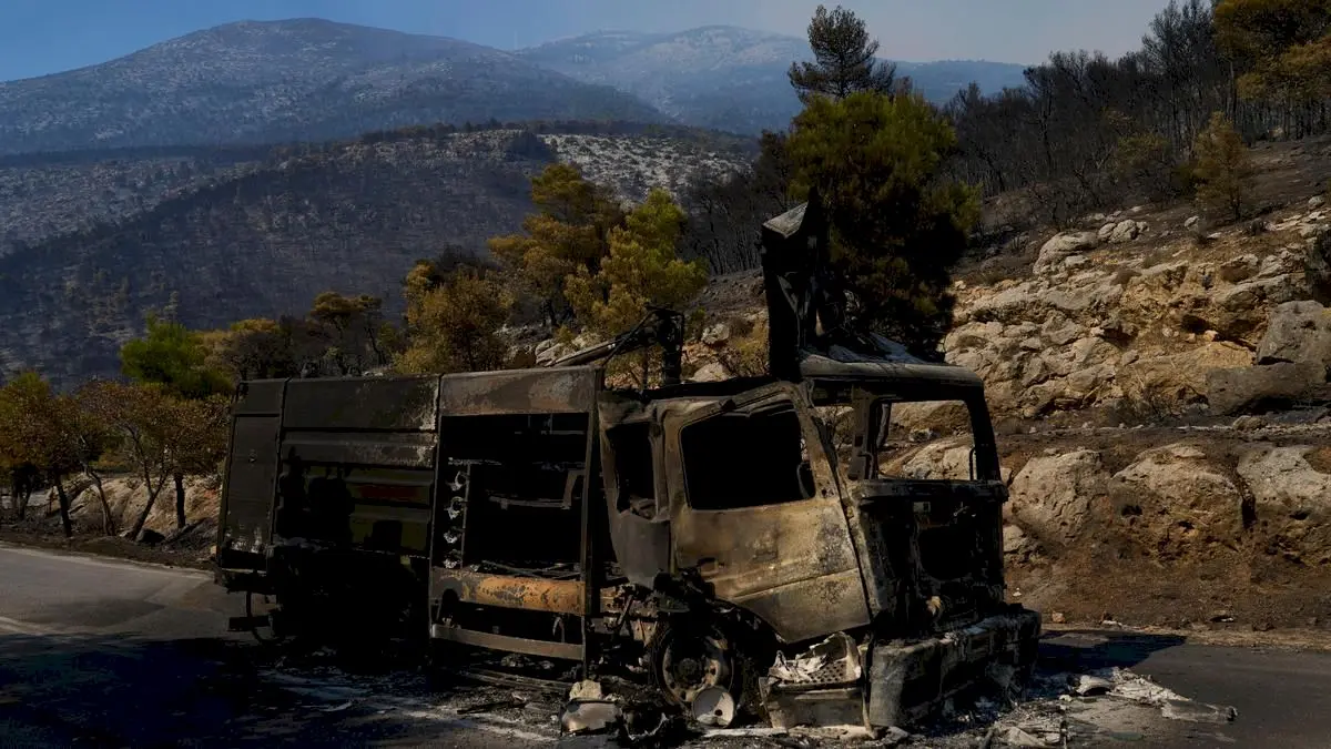 Greek mayor and two others detained over Athens-area wildfire