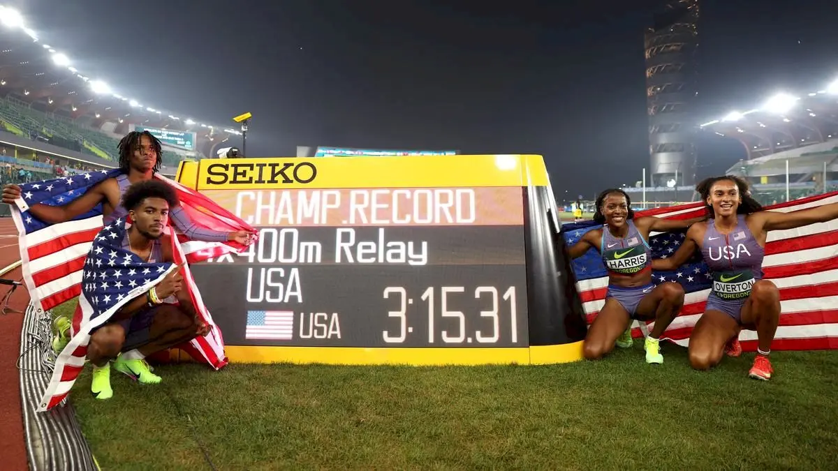USA smashes U-20 mixed 4x400m world record in Oregon