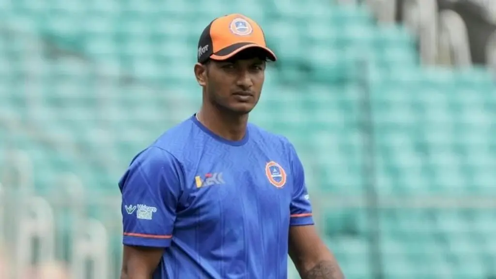 Krishna Devan: Delivery boy to KCL star after Rs 11.20 lakh auction