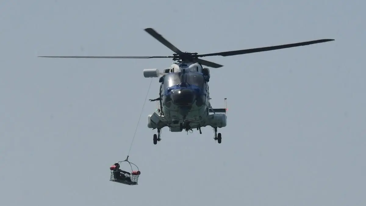 Coast Guard opens permanent posts for women officers