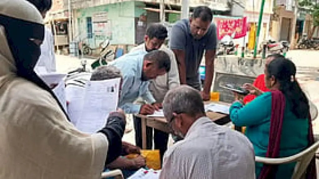 Karnataka SIR: Poll panel extends form submission to August 17
