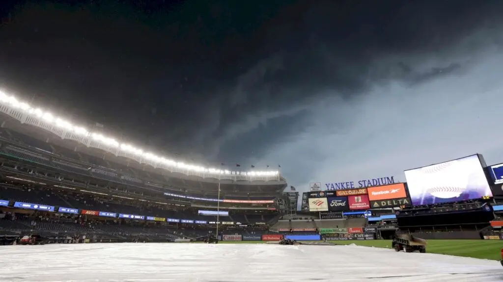 Rain delays Yankees-Braves game in Bronx