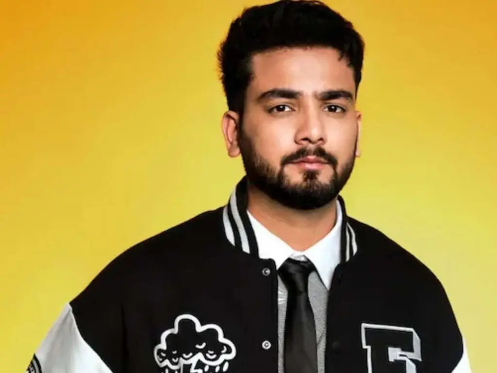 Elvish Yadav confirms Bollywood debut with Malamaal Weekly 2