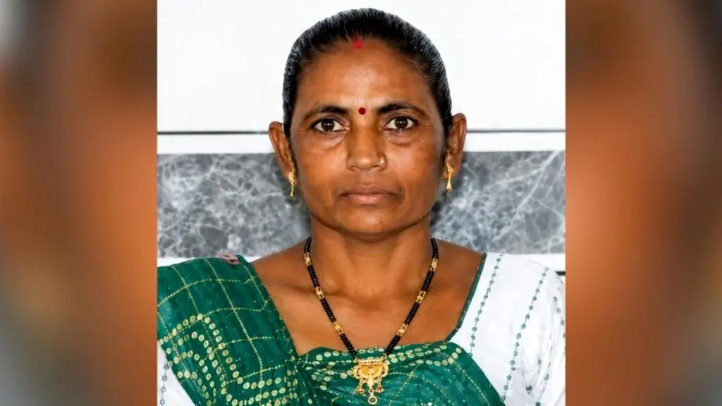 Gujarat man held for pushing lover, 45, before train