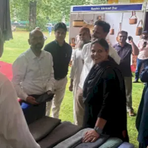 President Droupadi Murmu pushes e-commerce for handloom exports