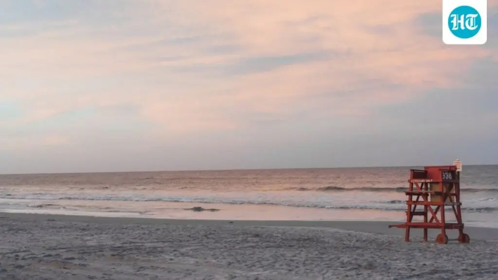 Swimmer missing after rescuing girl from Myrtle Beach rip current