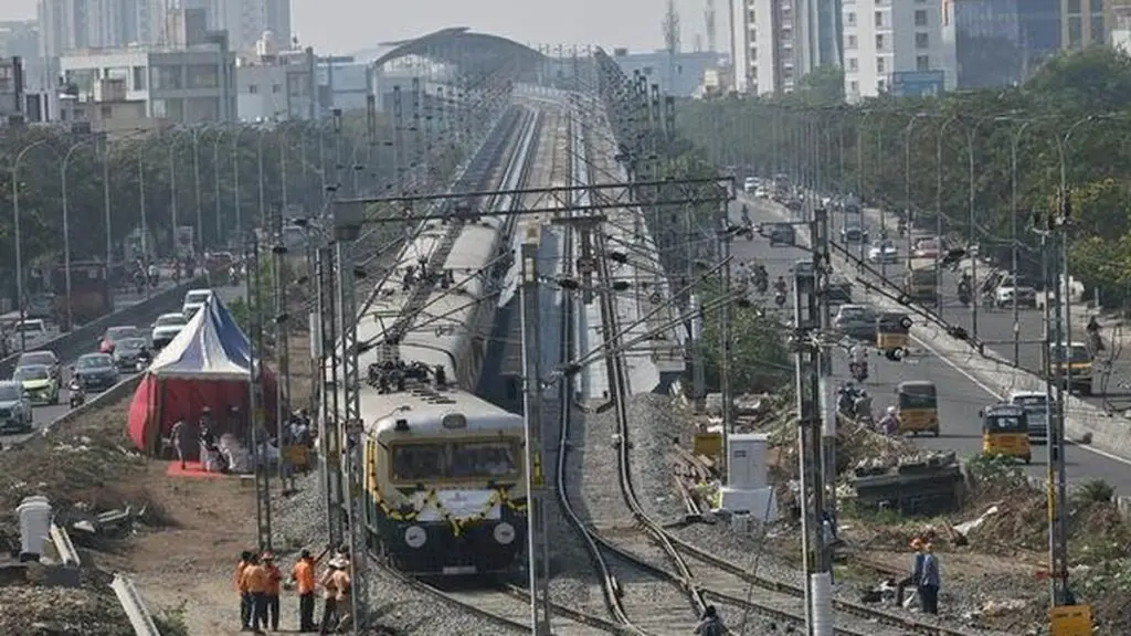 Railway officers told to camp at train accident sites