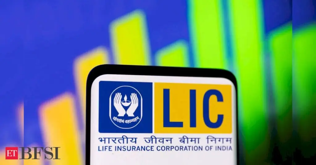 LIC rationalises low-productivity agents, shifts to high-ticket policies
