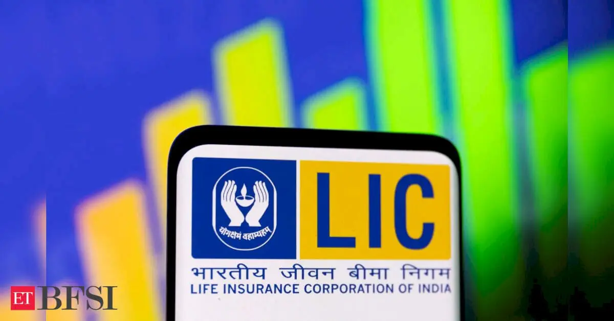 LIC rationalises low-productivity agents, shifts to high-ticket policies