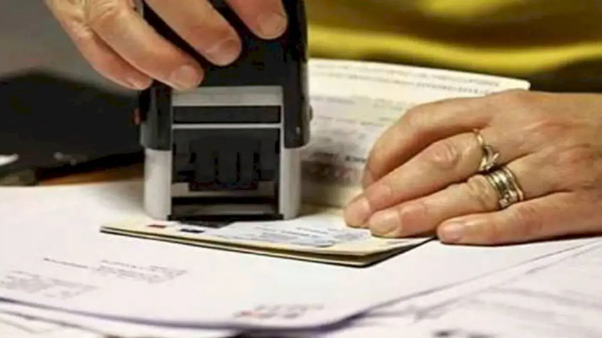 US firms pay H-1B workers over $250,000 median salary