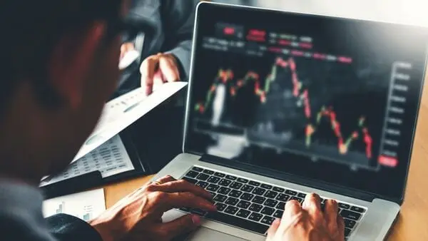 Sebi's new closing auction rattles F&O traders, volumes plunge