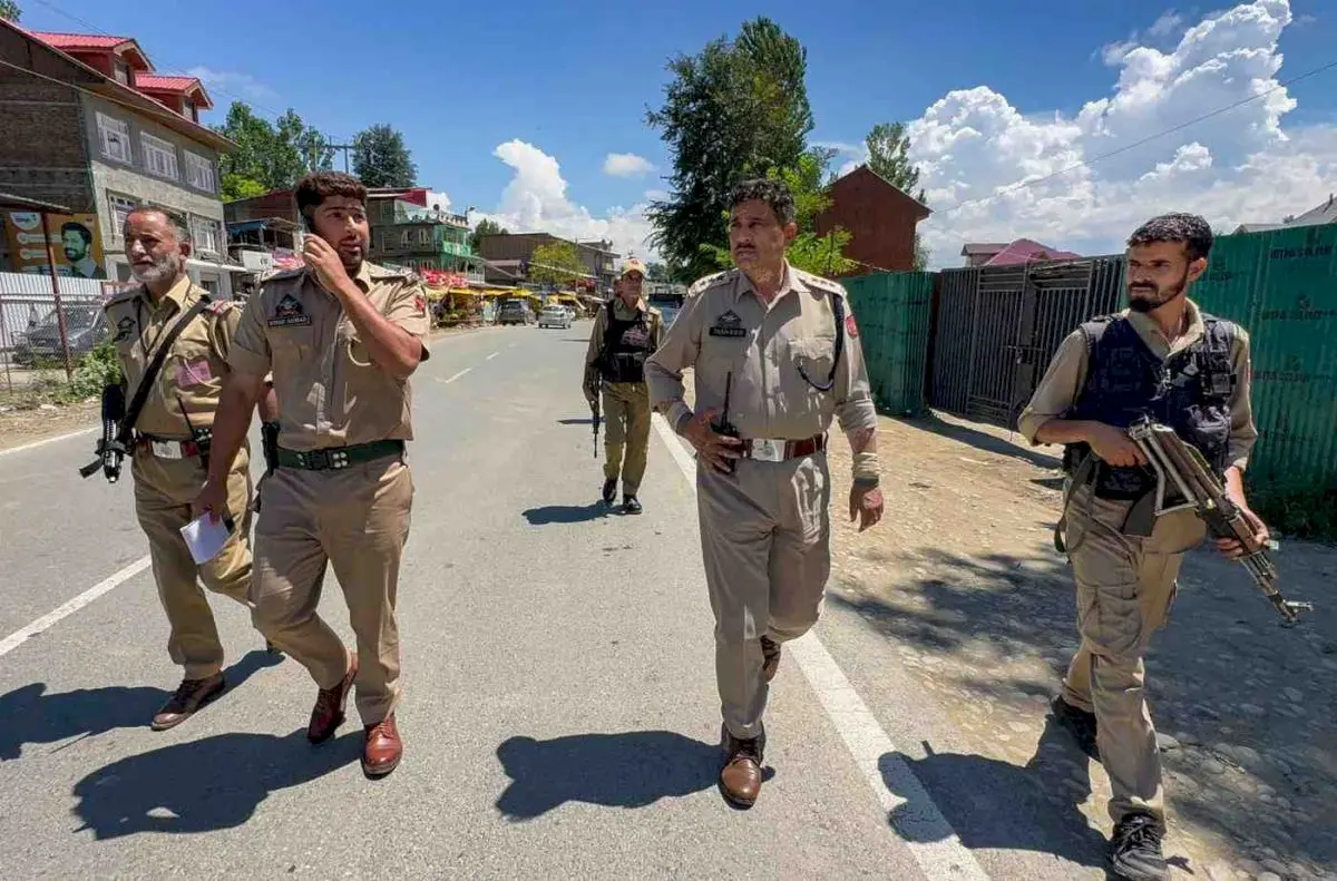 J&K Police raid 5 Kashmir districts in terror, radicalisation probe