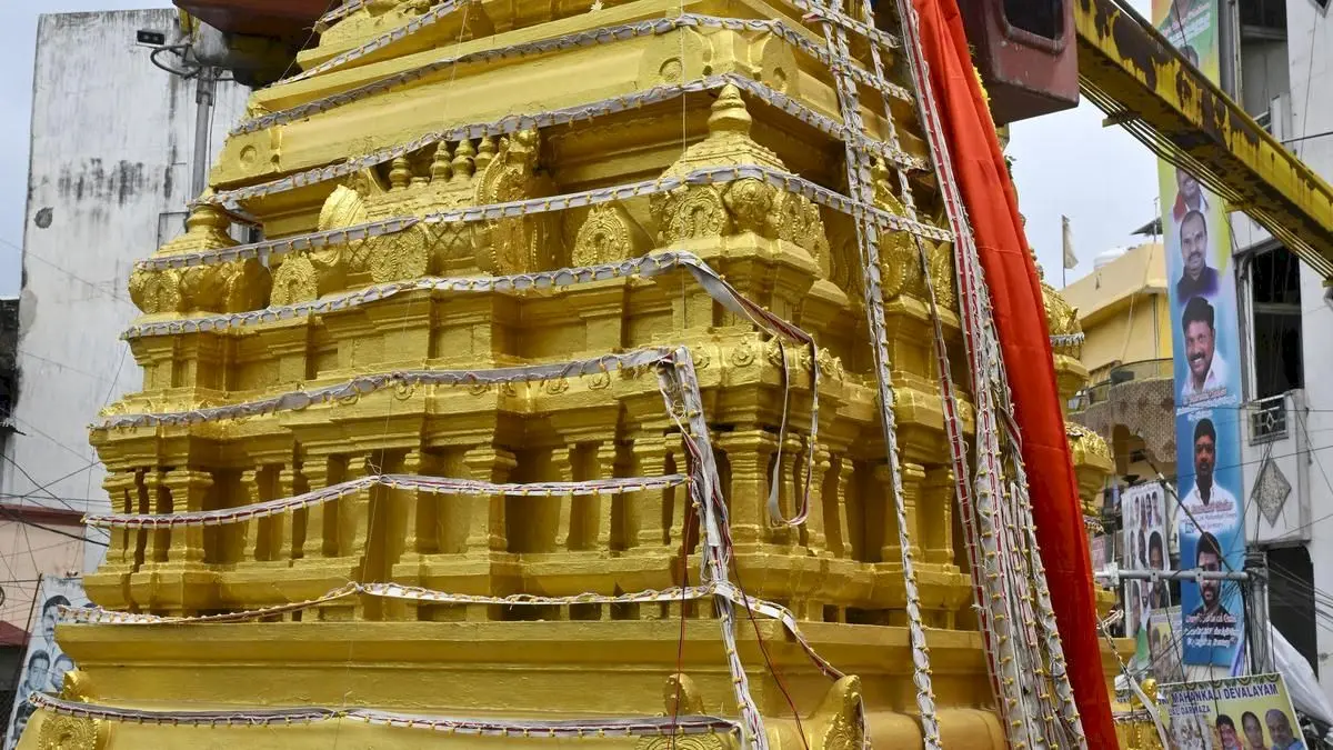 Hyderabad deploys 2,000 police for Lal Darwaza Bonalu
