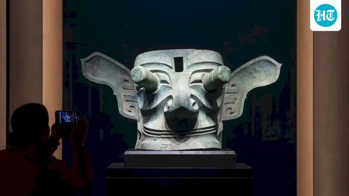 Sanxingdui artefacts baffle experts, rewrite China's origin