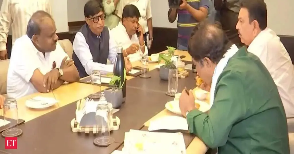 BJP, JD(S) unite to oppose Karnataka Congress government