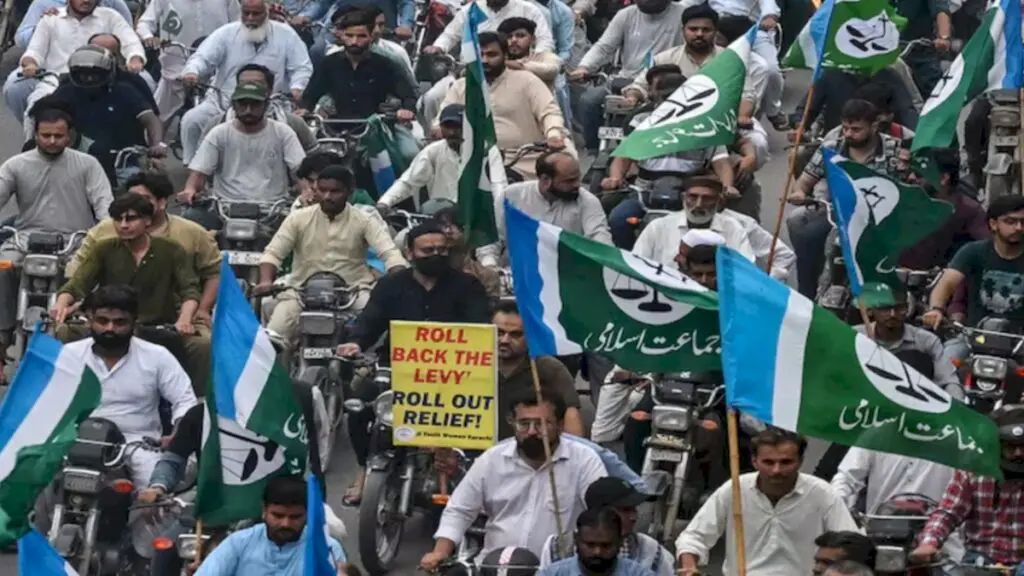 Pakistan protests erupt over fuel levy, IMF conditions