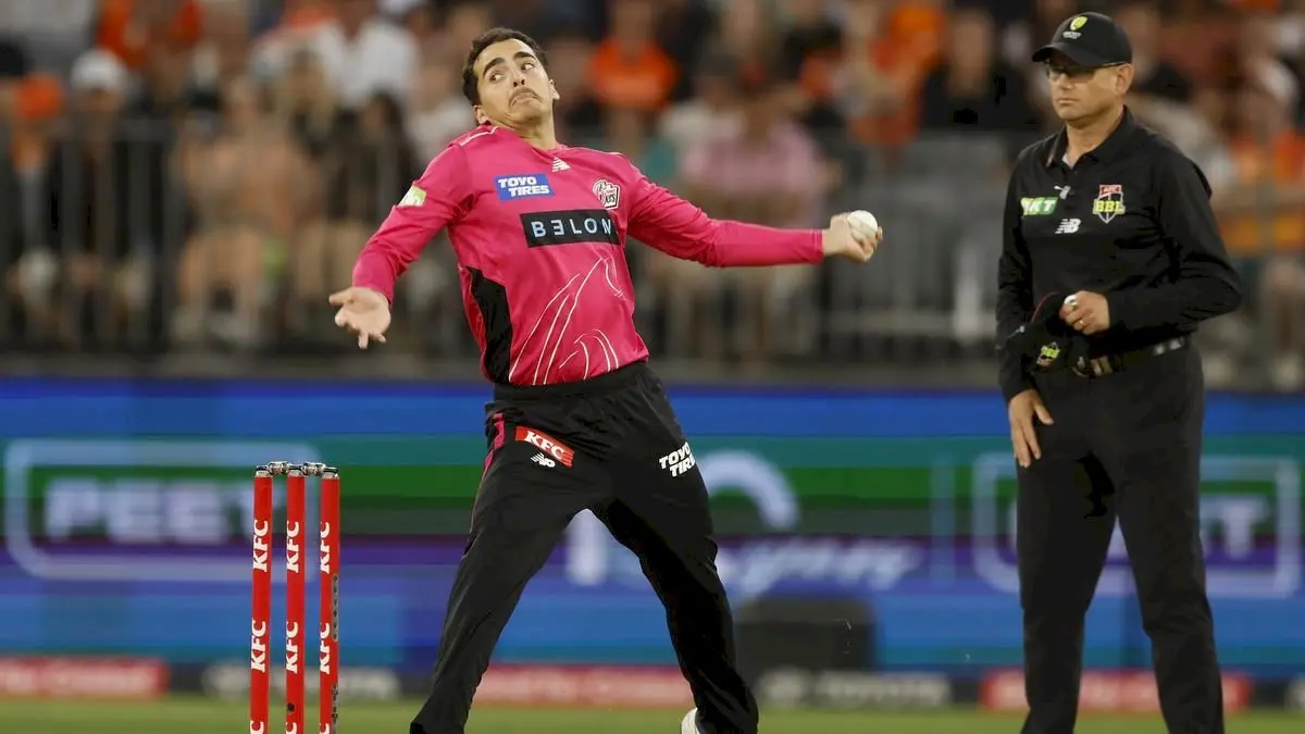 Aussie spinner Davies trains in Chennai