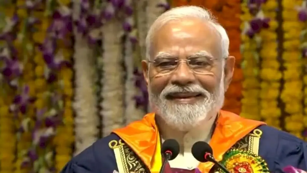 पीएम मोदी ने IIT दिल्ली में कहा- मैं बाबा बागेश्वर नहीं