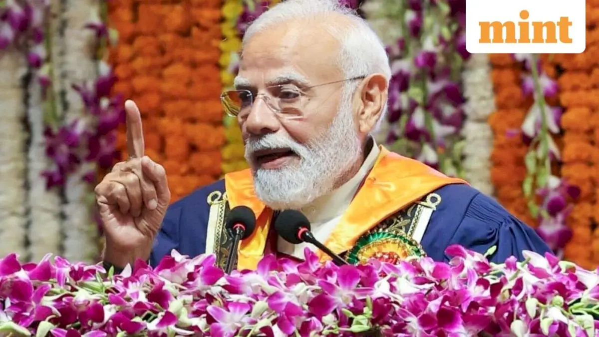 PM Modi jokes with IIT Delhi graduates about Baba Bageshwar
