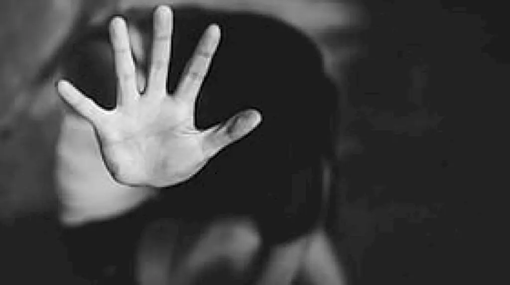 Bhopal teen found hanging, family alleges murder over suicide note
