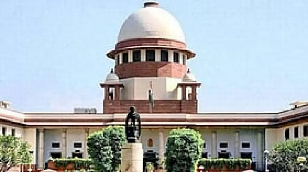 Supreme Court orders tech linkage of fuel sales with vehicle insurance