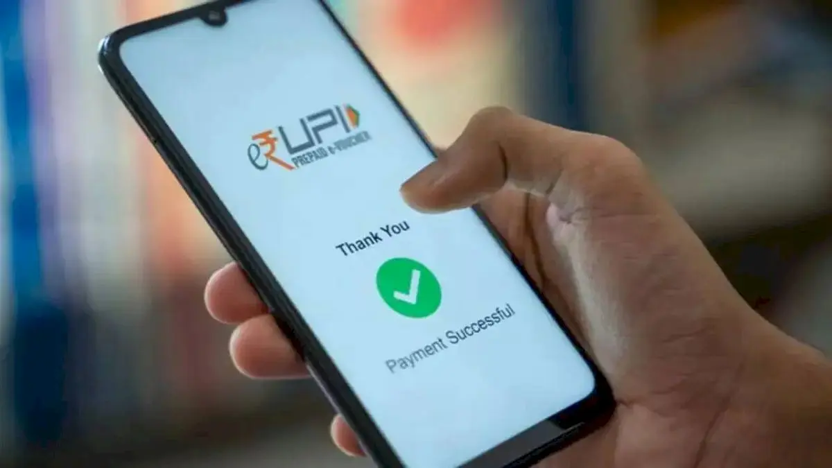 Govt says UPI stays free for users, MDR only on large merchant payments