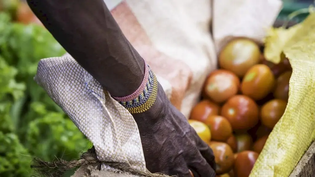 Vegetable seller's lightning maths skills leave customers amazed
