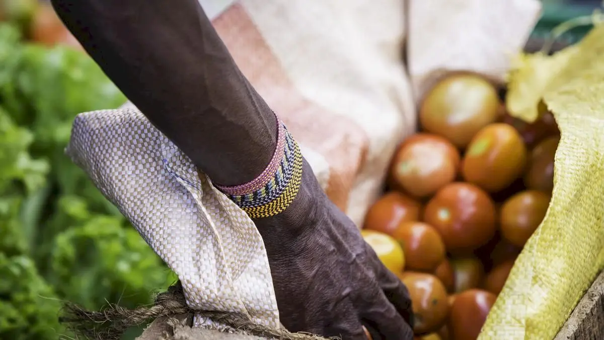 Vegetable seller's lightning maths skills leave customers amazed