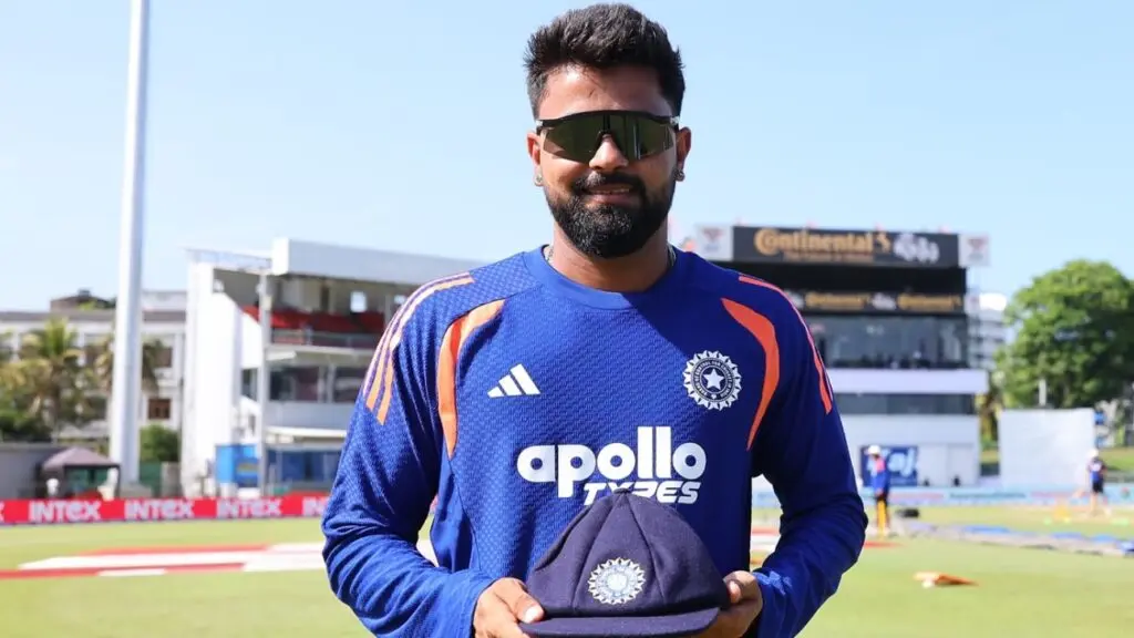 Saransh debuts for India, replaces Kuldeep in Colombo ODI